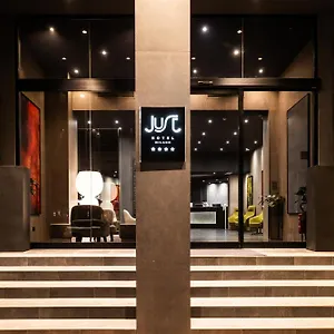 **** Hotell Just Italien