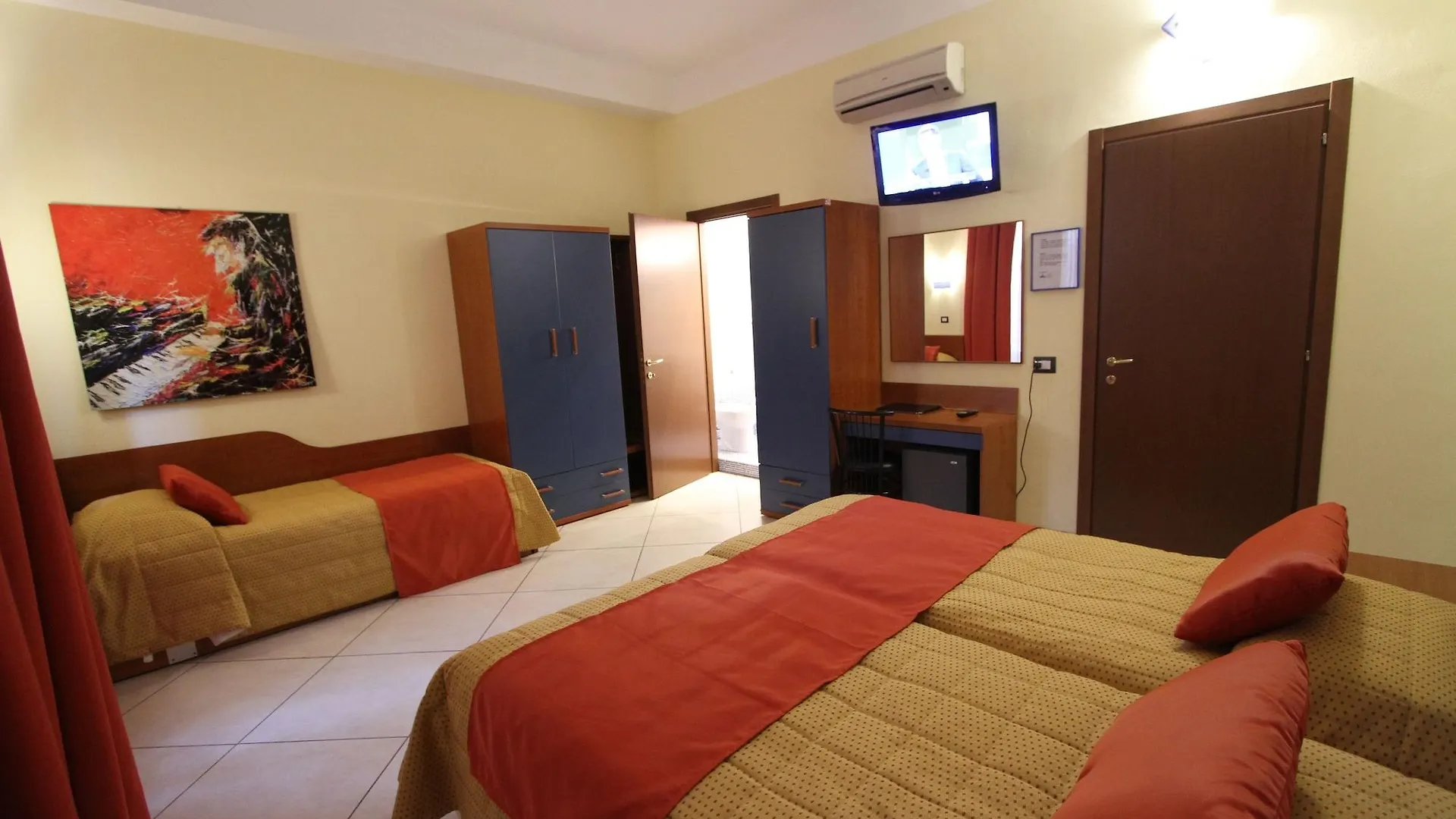 ***  Hotel Demo' Milano Italien
