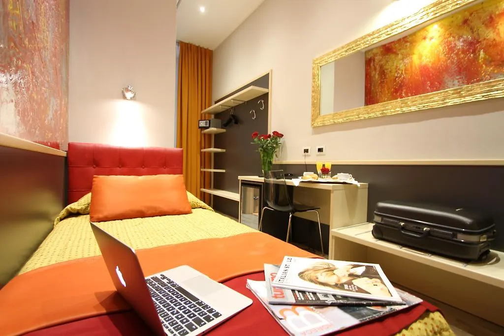 ***  Hotel Demo' Milano Italien